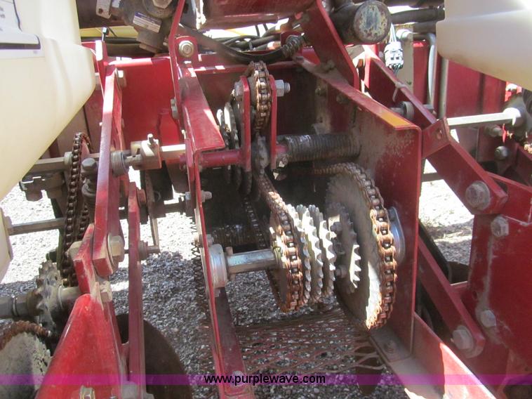 image for item I7075 AGCO White 6100 planter