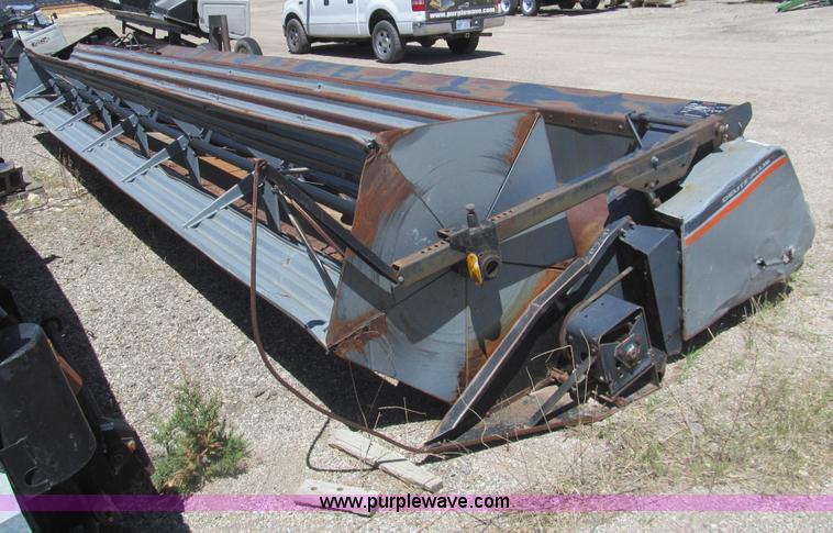 image for item I7076 Gleaner 327 rigid head