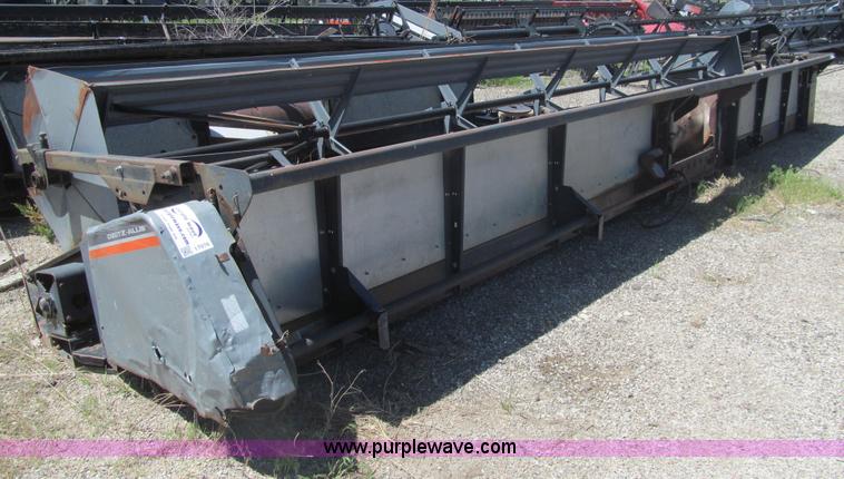 image for item I7076 Gleaner 327 rigid head