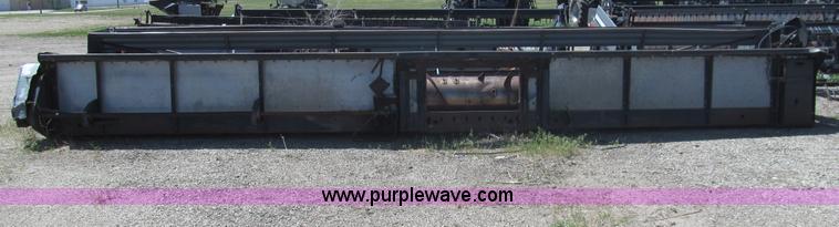 image for item I7076 Gleaner 327 rigid head