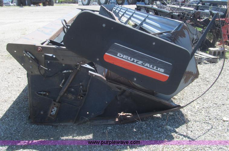 image for item I7076 Gleaner 327 rigid head