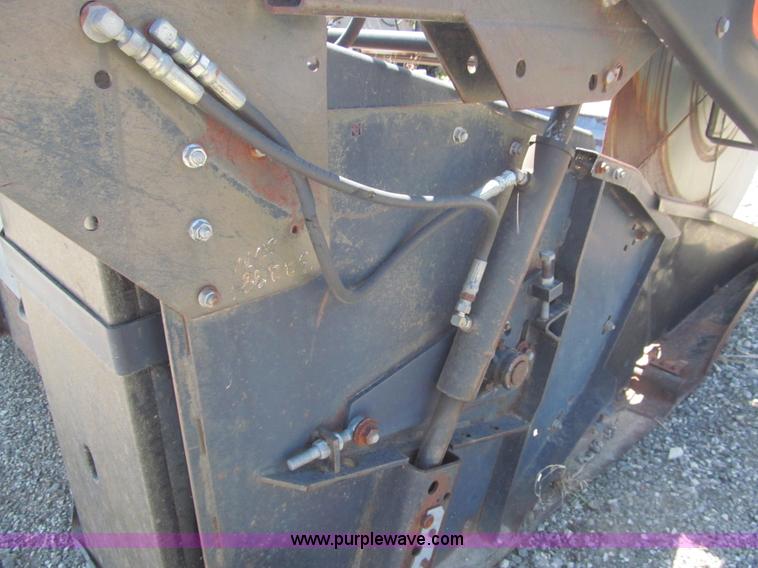 image for item I7076 Gleaner 327 rigid head