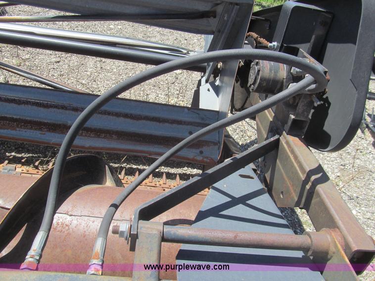 image for item I7076 Gleaner 327 rigid head