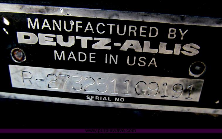 image for item I7076 Gleaner 327 rigid head