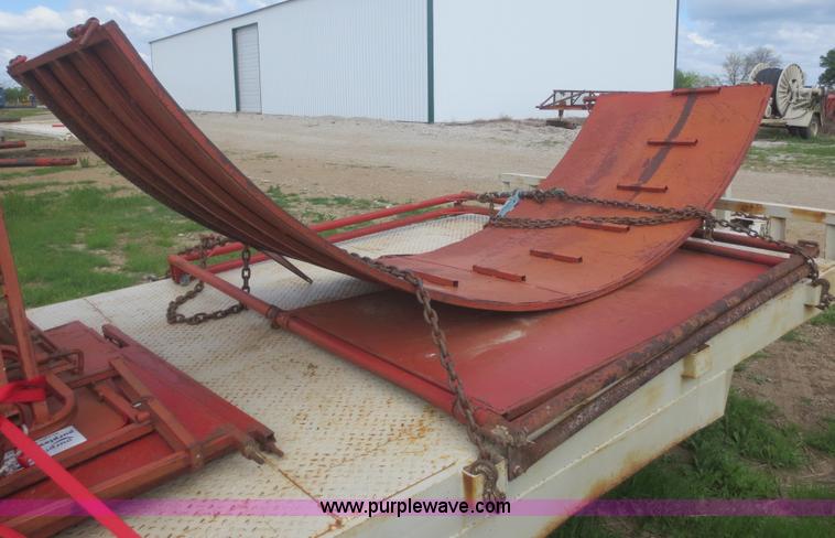 image for item I9345 Palco sheep/hog sorting tub and alley