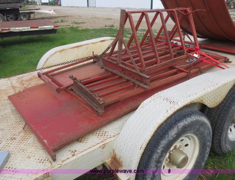 image for item I9345 Palco sheep/hog sorting tub and alley