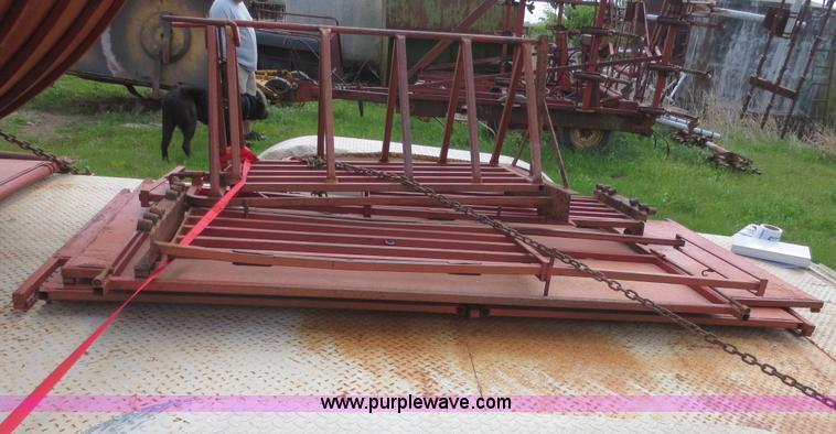 image for item I9345 Palco sheep/hog sorting tub and alley