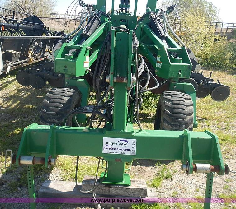 image for item J3248 2007 Great Plains YP1625-32TR twin row planter