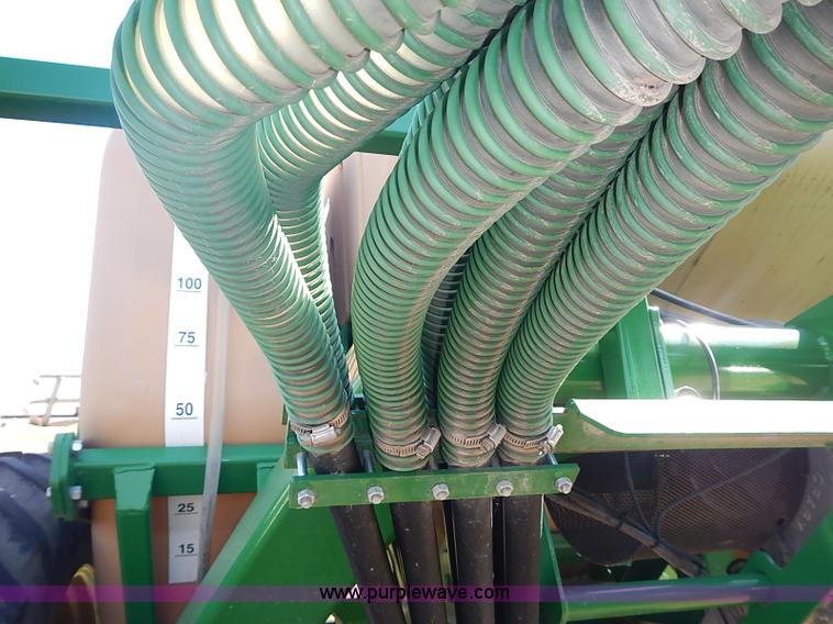 image for item J3248 2007 Great Plains YP1625-32TR twin row planter