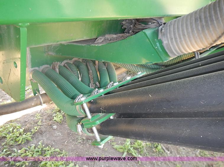 image for item J3248 2007 Great Plains YP1625-32TR twin row planter