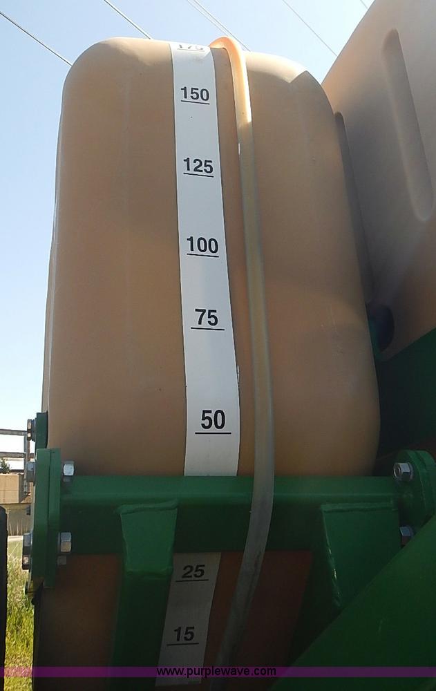 image for item J3248 2007 Great Plains YP1625-32TR twin row planter