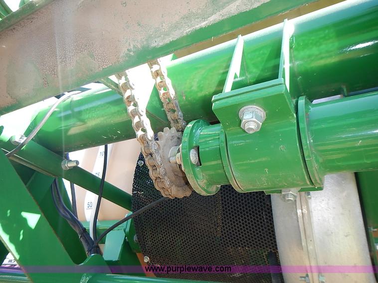 image for item J3248 2007 Great Plains YP1625-32TR twin row planter