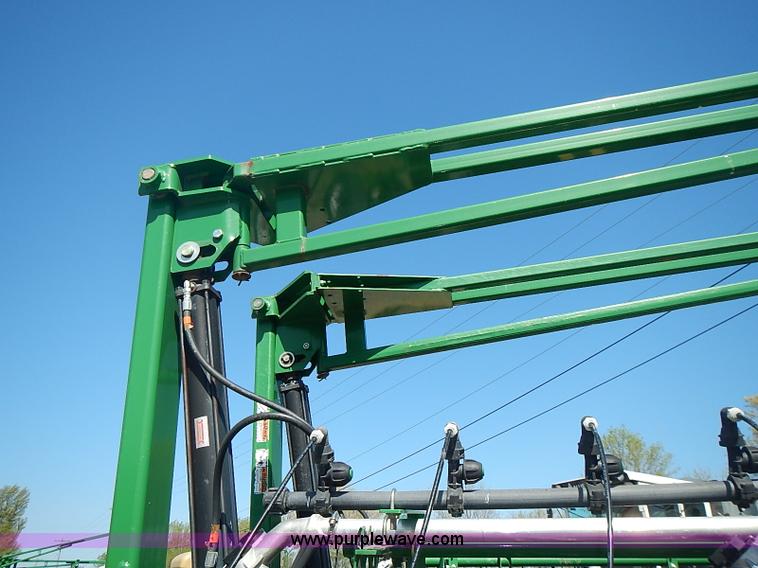 image for item J3248 2007 Great Plains YP1625-32TR twin row planter