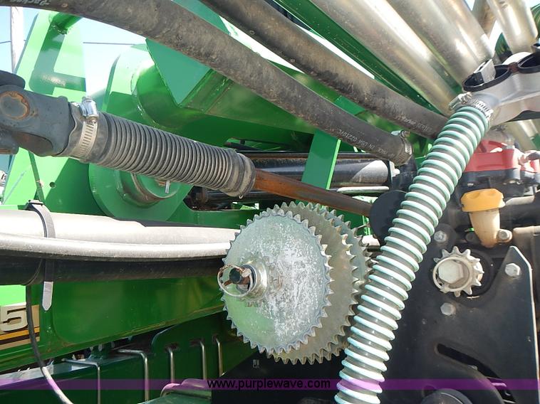 image for item J3248 2007 Great Plains YP1625-32TR twin row planter