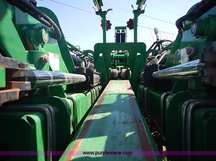 image for item J3248 2007 Great Plains YP1625-32TR twin row planter