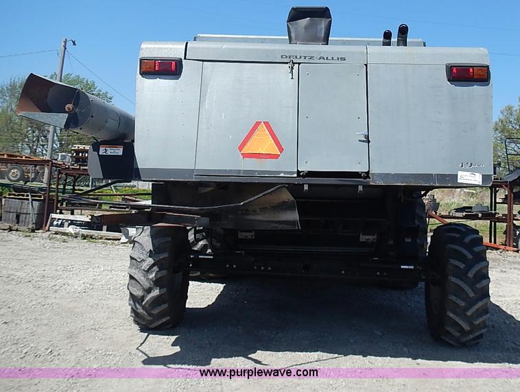 image for item J3249 1992 Gleaner R72 combine