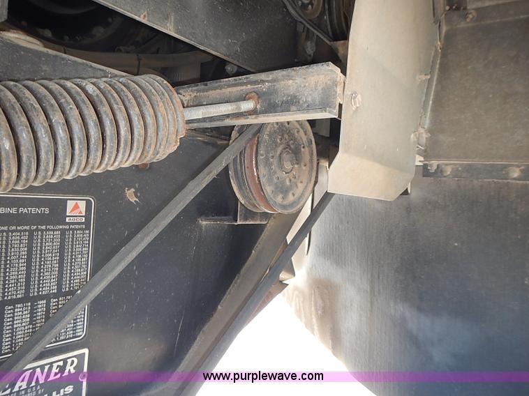 image for item J3249 1992 Gleaner R72 combine