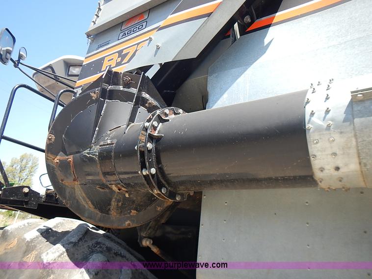 image for item J3249 1992 Gleaner R72 combine