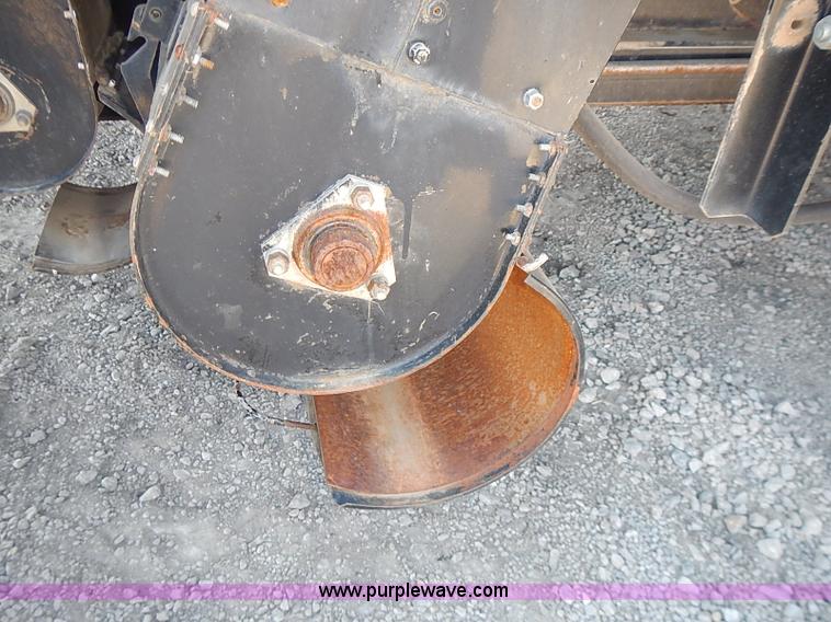 image for item J3249 1992 Gleaner R72 combine