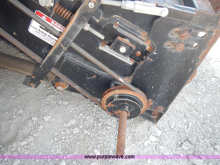 image for item J3249 1992 Gleaner R72 combine