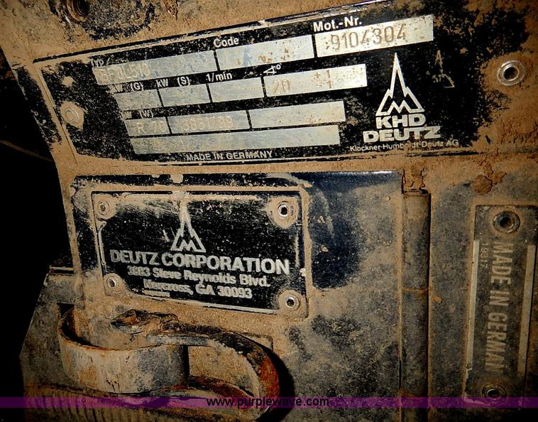 image for item J3249 1992 Gleaner R72 combine