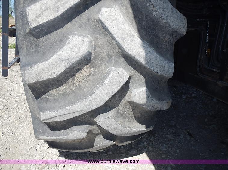 image for item J3250 1991 Gleaner R60 combine