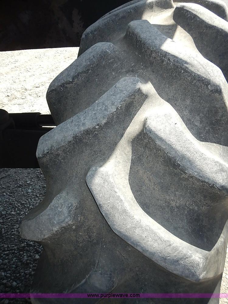 image for item J3250 1991 Gleaner R60 combine