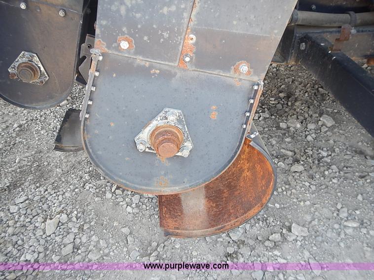 image for item J3250 1991 Gleaner R60 combine