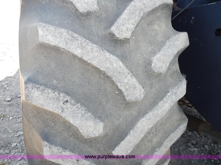 image for item J3250 1991 Gleaner R60 combine