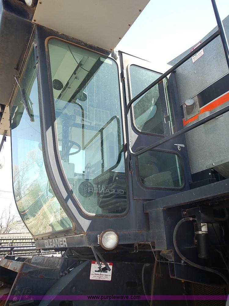 image for item J3250 1991 Gleaner R60 combine