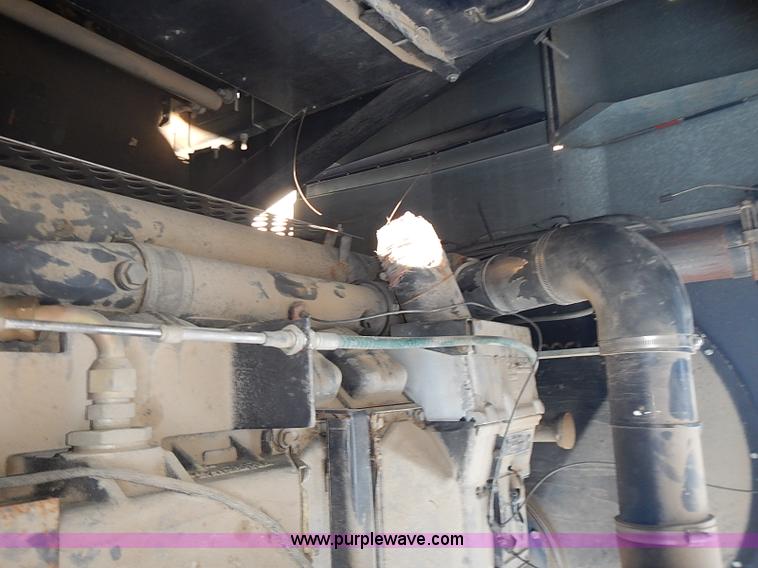 image for item J3250 1991 Gleaner R60 combine