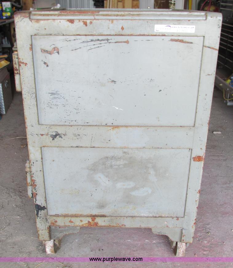 image for item AC9930 Hall's Safe and Lock Co. safe