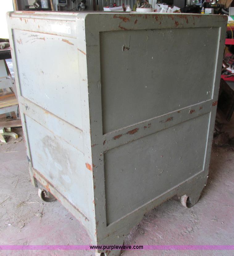 image for item AC9930 Hall's Safe and Lock Co. safe