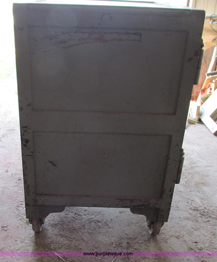 image for item AC9930 Hall's Safe and Lock Co. safe