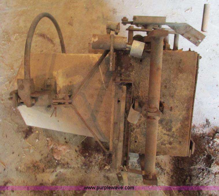 image for item AC9931 ESP bagger