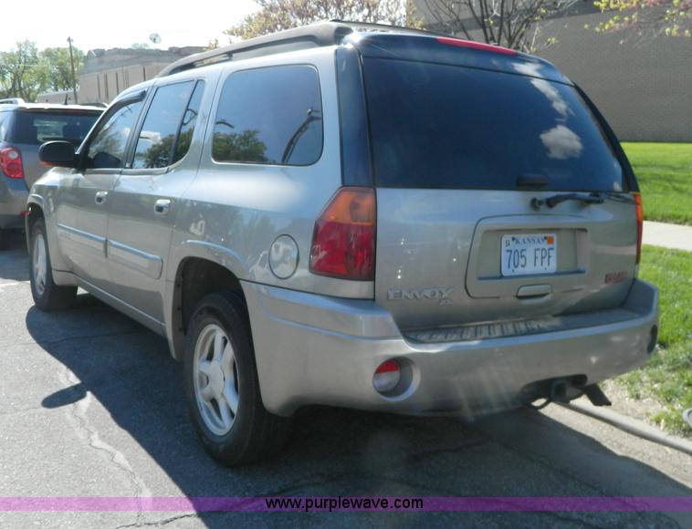 image for item AD9817 2002 GMC Envoy XL SLT SUV