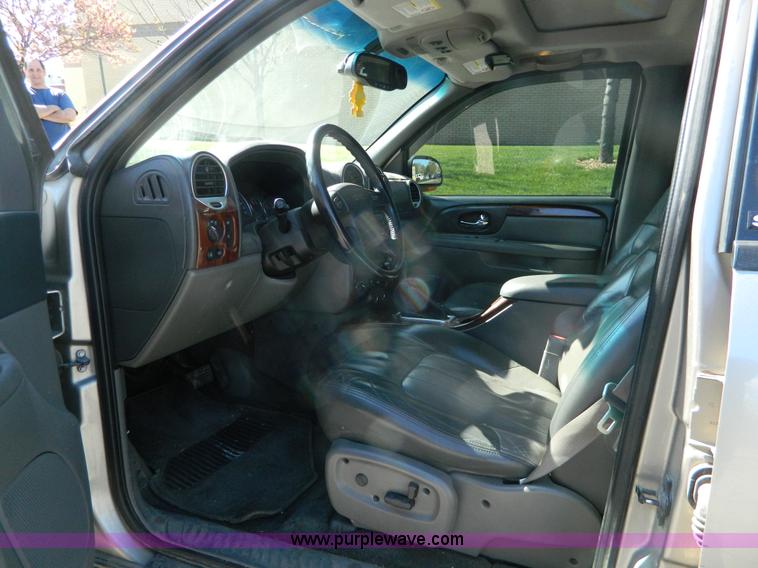 image for item AD9817 2002 GMC Envoy XL SLT SUV