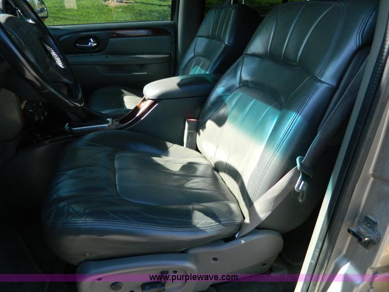 image for item AD9817 2002 GMC Envoy XL SLT SUV