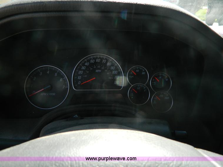 image for item AD9817 2002 GMC Envoy XL SLT SUV