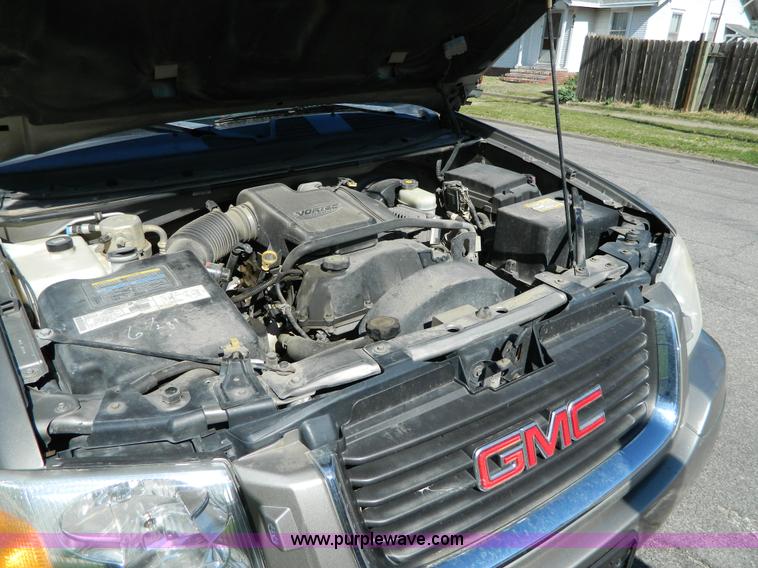 image for item AD9817 2002 GMC Envoy XL SLT SUV