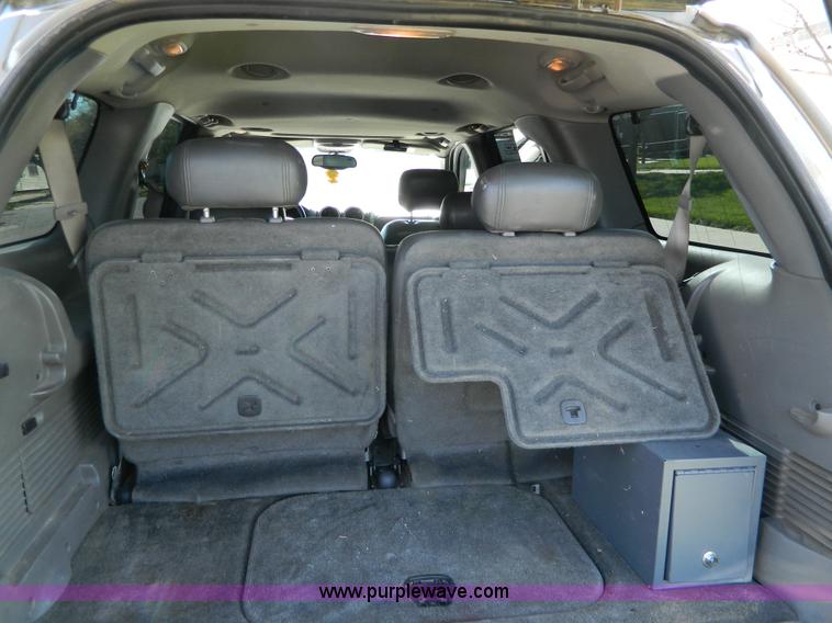 image for item AD9817 2002 GMC Envoy XL SLT SUV