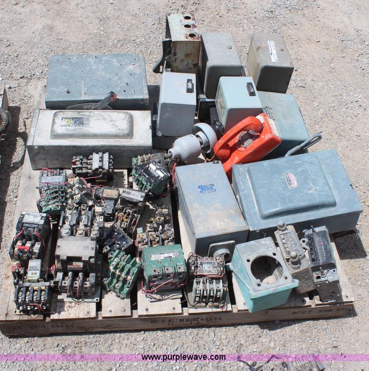 image for item AM9291 Assorted electrical boxes, breakers, and switches