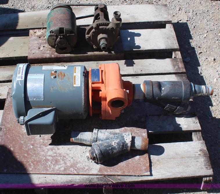 image for item AM9293 (2) electric water pumps