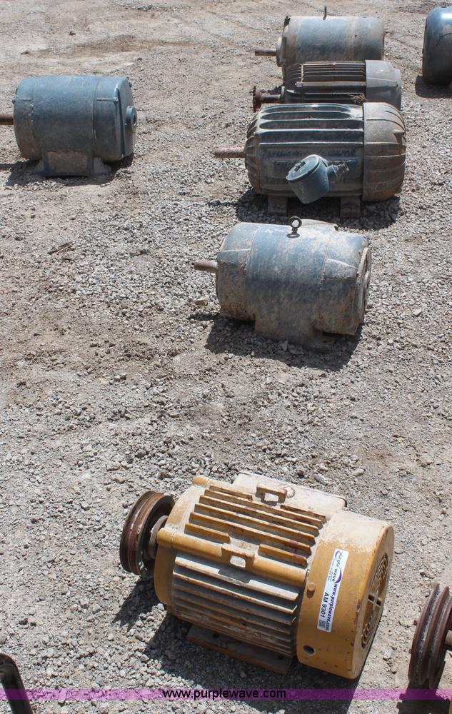 image for item AM9301 (6) assorted motors