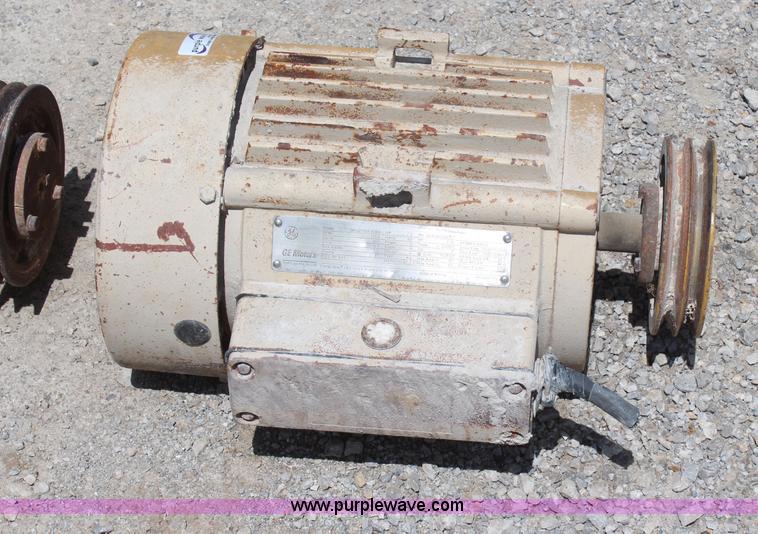 image for item AM9301 (6) assorted motors