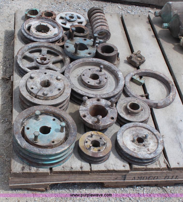 image for item AM9301 (6) assorted motors