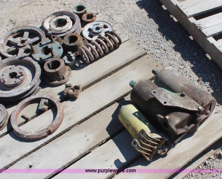 image for item AM9301 (6) assorted motors