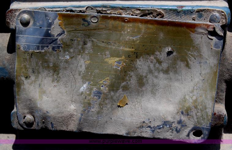 image for item AM9302 (8) assorted motors