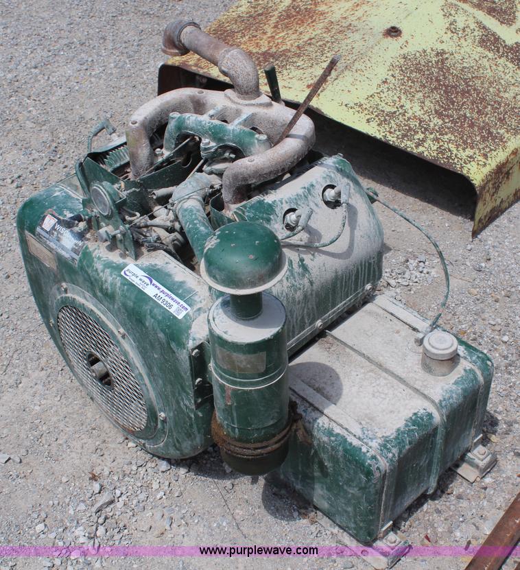 image for item AM9306 Wisconsin four cylinder gas engine
