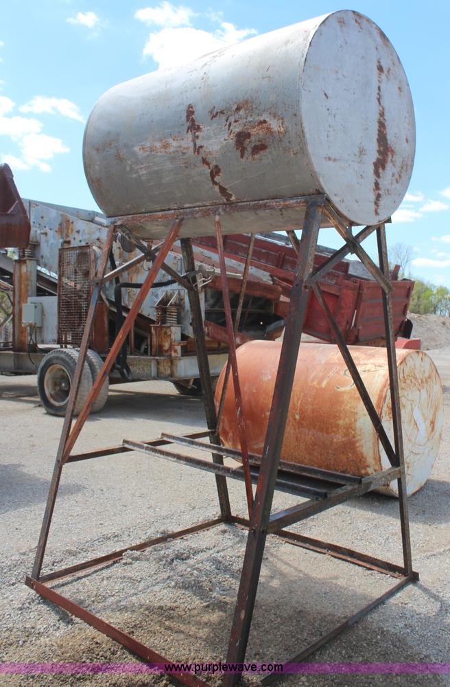 image for item AM9308 (3) fuel tanks